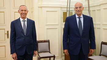 Νίκος Δένδιας: Συνάντηση με τον Ρώσο πρέσβη – Στο επίκεντρο η Ανατολική Μεσόγειος