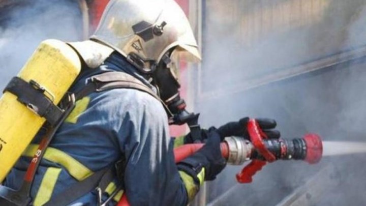 Φωτιά ΤΩΡΑ στους πρόποδες της Πάρνηθας