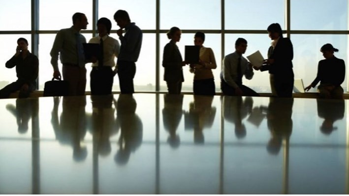 ΕΡΓΑΝΗ: Τι δείχνουν τα στοιχεία για τις προσλήψεις και τις αποχωρήσεις τον Αύγουστο