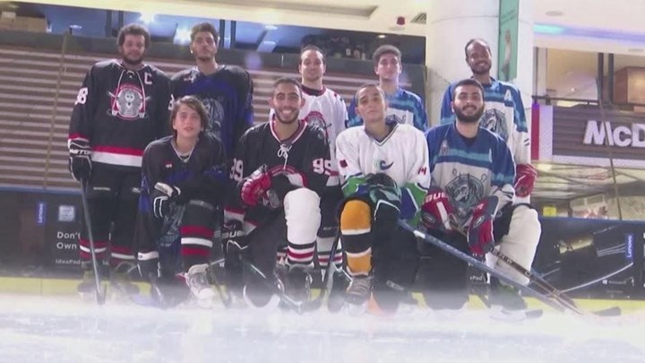 Αίγυπτος: Έφτιαξαν ομάδα χόκεϊ στην καυτή… έρημο – Η ταινία-προάγγελος με τους Τζαμαϊκανούς και το έλκηθρο