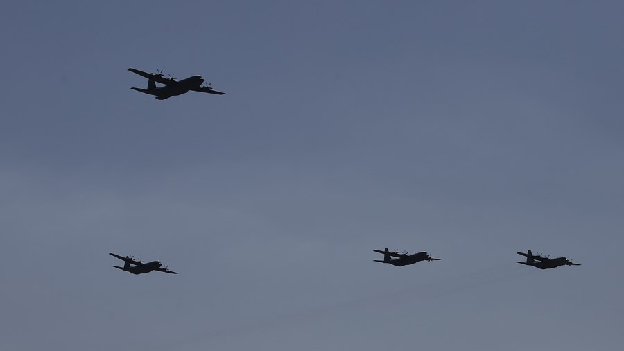 “Κλεμμένος Κέρβερος” ΗΠΑ-Ελλάδας πάνω από την Αθήνα – ΦΩΤΟ