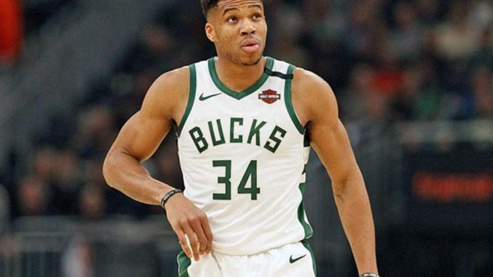 Ο Γιάννης Αντετοκούνμπο τους έκανε όλους… unfollow