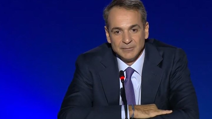 Μητσοτάκης: Εξετάζουμε την υποχρεωτική στράτευση στα 18 έτη – Τι είπε για πιθανή αύξηση της θητείας