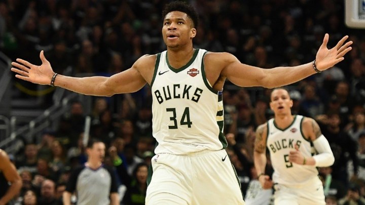 Γιάννης Αντετοκούνμπο: MVP στο NBA για δεύτερη σερί σεζόν ο “Greek Freak”