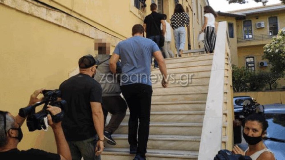 Χανιά: Tην Τετάρτη η δίκη του πατέρα που χτύπησε καθηγητή για τη μάσκα – Ποιες κατηγορίες αντιμετωπίζει