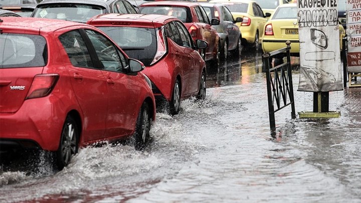 Κακοκαιρία “Ιανός”: Έκτακτα μέτρα από τον Δήμο Αθηναίων