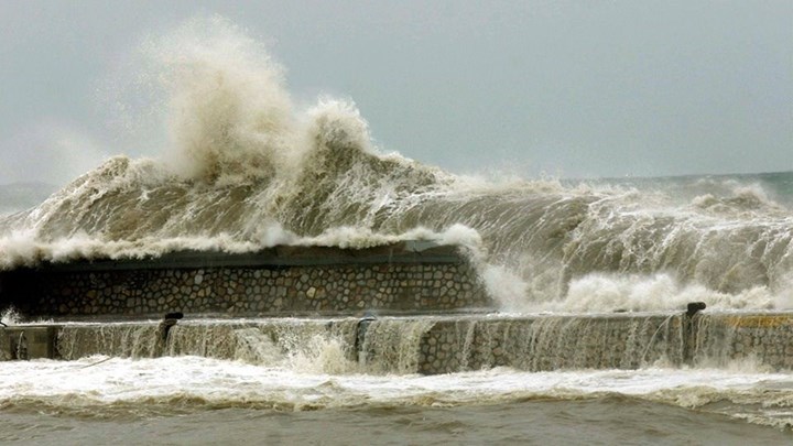 Κακοκαιρία “Ιανός”: Ισχυρές καταιγίδες και θυελλώδεις άνεμοι σήμερα – Πού θα είναι πιο έντονα τα φαινόμενα