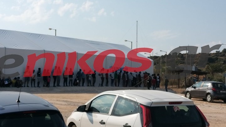 Ο Στρατός «βάζει πλάτη» στη Λέσβο, μετά το παρανάλωμα της Μόριας