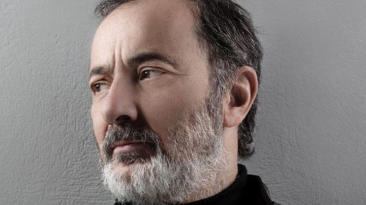 Ο Στέλιος Μάινας στο enikos.gr: Δεν μπορεί να σταματήσει η ζωή και ο πολιτισμός λόγω κορονοϊού