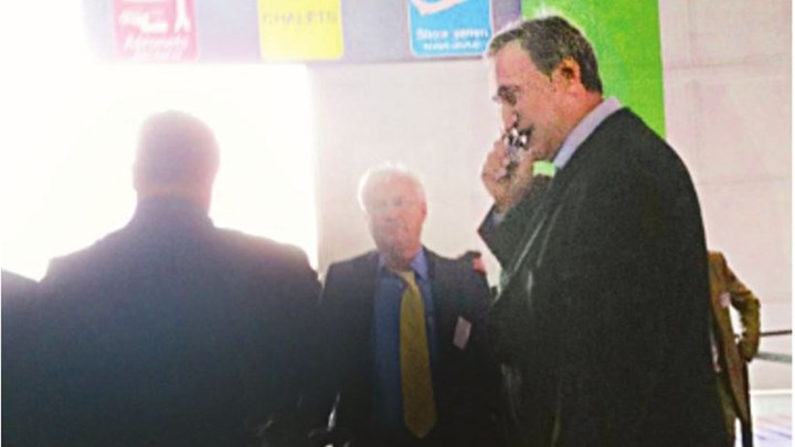 Τα μεγάλα ψέματα του κ. Χούμπαυλη