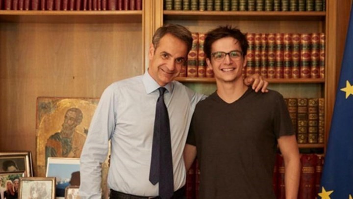 Κυριάκος Μητσοτάκης: Γιατί δεν θα παραστεί στην ορκωμοσία του γιου του