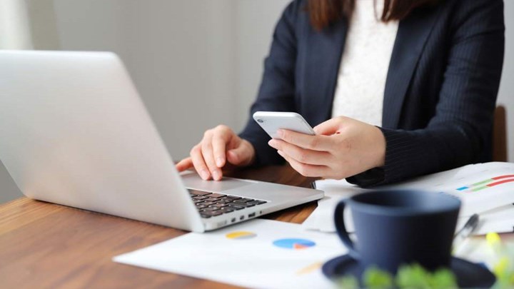 Υποχρεωτική τηλεργασία: Τα “ψιλά γράμματα” της διάταξης για την εφαρμογή της στην Αττική