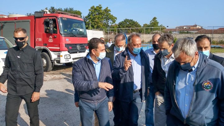 “Ιανός”: Στην Καρδίτσα ο Κυριάκος Μητσοτάκης – Έφτασε με ελικόπτερο Σινούκ – ΦΩΤΟ