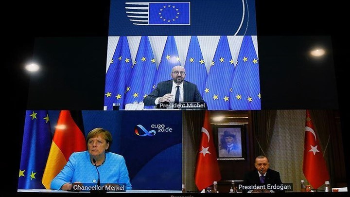 Ερντογάν σε Μέρκελ: Έτοιμοι για διαπραγματεύσεις – Θα καθοριστούν από τις κινήσεις της Ελλάδας
