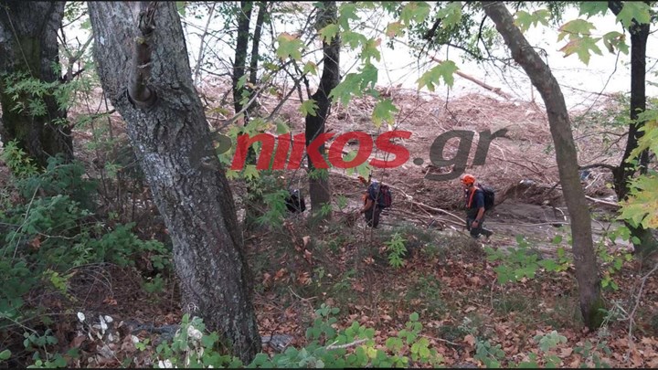 Καρδίτσα: “Σκανάρουν” τον Πάμισο για τον εντοπισμό της αγνοούμενης – Καρέ – καρέ οι έρευνες της ΕΜΑΚ – ΦΩΤΟ