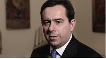 Μηταράκης στον Realfm 97,8: Τι είπε για την επίθεση στο γραφείο του – Πώς θα λειτουργούν οι κλειστές δομές