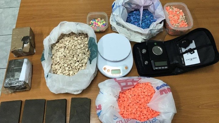 Εξάρχεια: Νέο “χτύπημα” από την ΕΛ.ΑΣ. στη μαφία των ναρκωτικών – ΦΩΤΟ