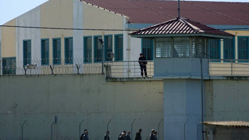 Εντοπίστηκαν ναρκωτικά και κινητό στις φυλακές Τρικάλων