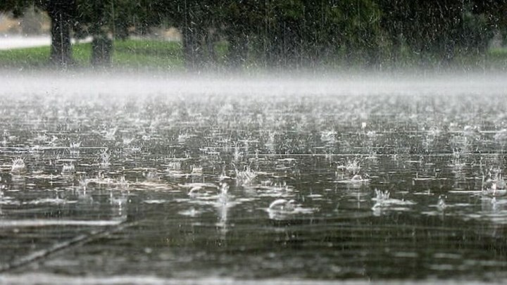 Βροχερός ο καιρός σήμερα – Πού θα είναι έντονα τα φαινόμενα