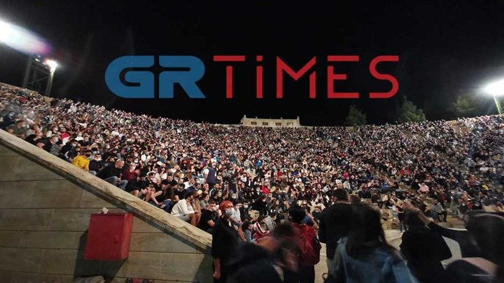 “Πυρετός” το Σαββατόβραδο στη Θεσσαλονίκη: Συνωστισμός σε θέατρο – Ποτά και ναργιλέδες στα Λαδάδικα
