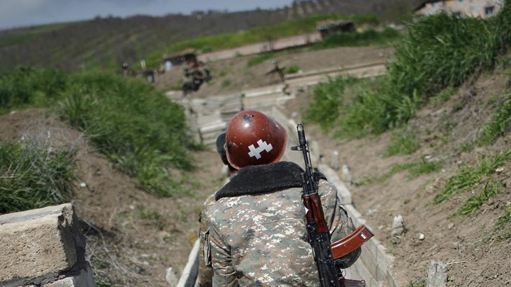 Στα πρόθυρα του πολέμου Αρμενία – Αζερμπαϊτζάν – Εκκλήσεις για κατάπαυση του πυρός