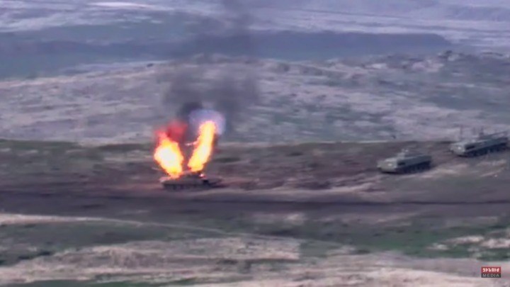 Αρμενία-Αζερμπαϊτζάν: Διεθνής ανησυχία για τις αιματηρές συγκρούσεις