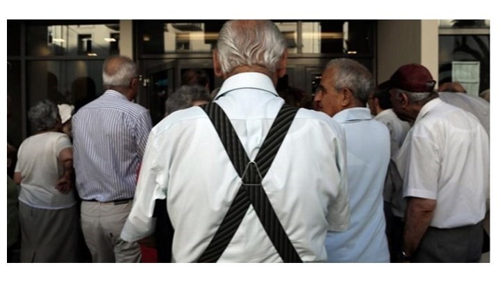 Εφορία: Γιατί καλεί 42.000 συνταξιούχους – Η φορο-παγίδα για αδήλωτα αναδρομικά και το email