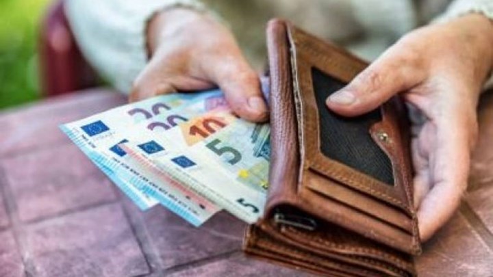 Συντάξεις: Ποιοι γλιτώνουν τις αλλαγές στα όρια ηλικίας και συνταξιοδοτούνται στα 62