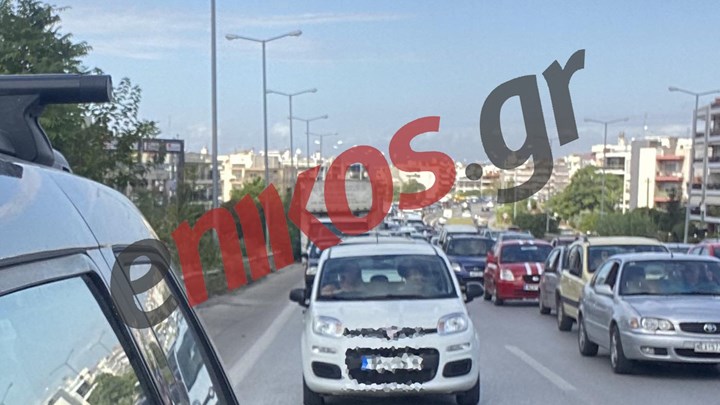 Θεσσαλονίκη: Μποτιλιάρισμα λόγω… Πομπέο – ΦΩΤΟ αναγνώστη