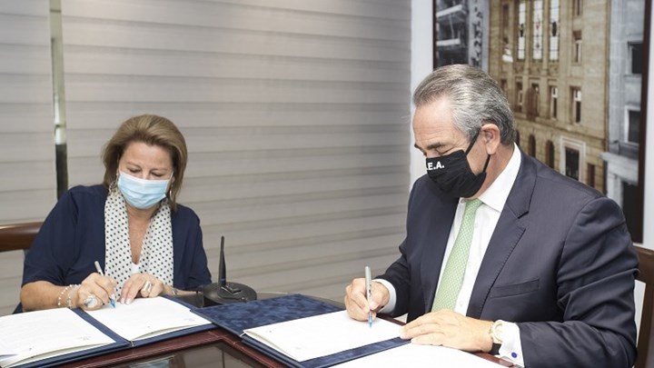 Ιστορική συμφωνία για την Κεντρική Ένωση Επιμελητηρίων Ελλάδος και την Ένωση Δικαιούχων Έργων Μουσικής