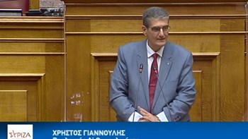 “Εξαφανίστηκε” η λέξη “ιστορική” για τη συμφωνία των Πρεσπών, κατήγγειλε ο Χρήστος Γιαννούλης