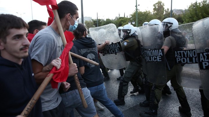 Αθήνα: Ένταση στην πορεία για την επίσκεψη Πομπέο