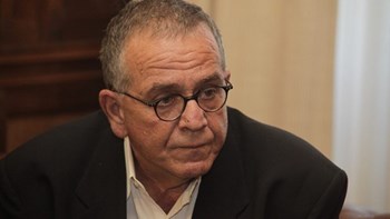 Μουζάλας: Καταγγέλλει ότι έχει δεχθεί πάνω από 700 απειλητικά μηνύματα