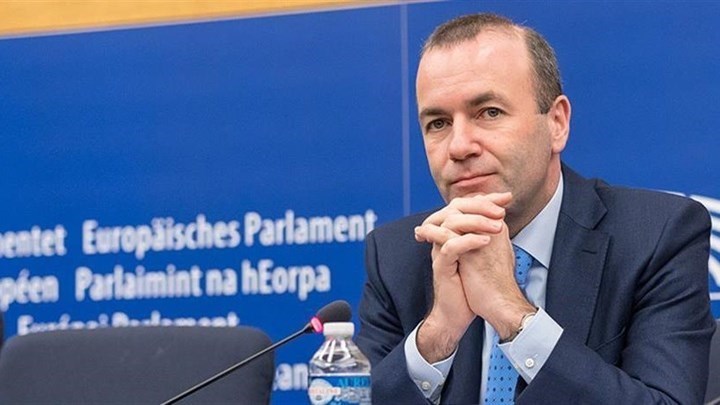 Βαρώσια: Ηχηρή παρέμβαση Βέμπερ