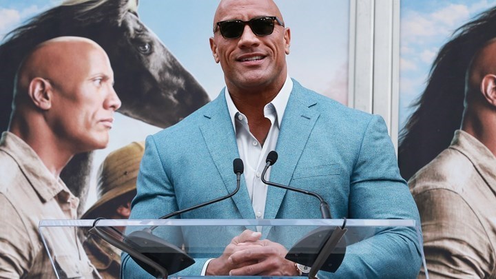 Ντουέιν Τζόνσον: Η στήριξη στον Μπάιντεν έφερε εκτόξευση στους followers του στο Instagram – ΒΙΝΤΕΟ