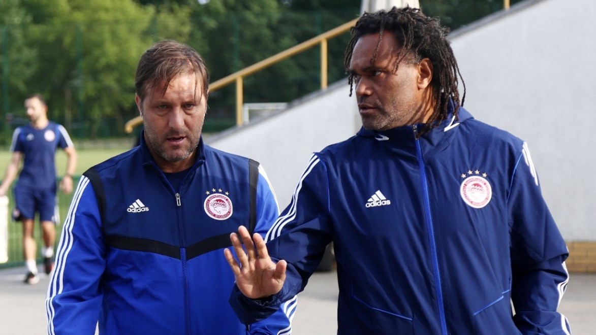 Ολυμπιακός: Για φαγητό στο Μικρολίμανο ο Μαρτίνς με τον Καρεμπέ – ΦΩΤΟ