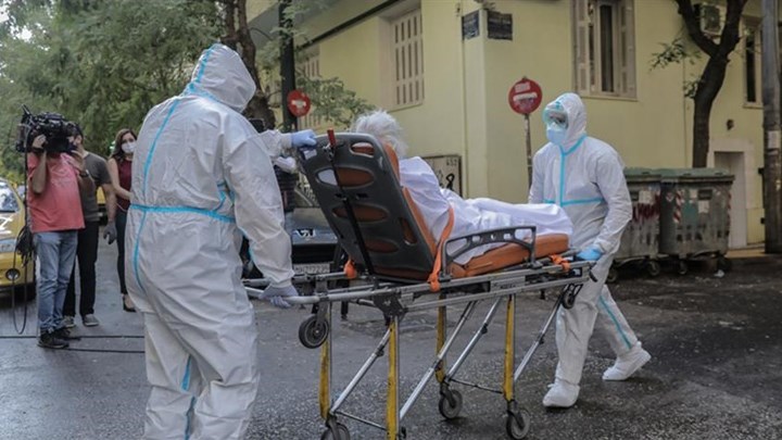 Γηροκομείο Αγίου Παντελεήμονα: Τι υποστηρίζει ο ιδιοκτήτης για τα δεκάδες κρούσματα κορονοϊού