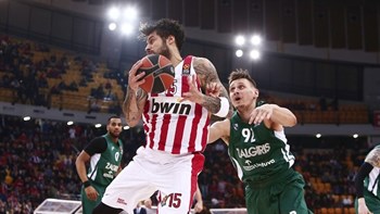 Ολυμπιακός-Ζαλγκίρις 18-23 (10′)