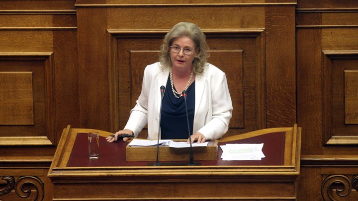 Η Ελένη Ζαρούλια διορίστηκε μετακλητή υπάλληλος στη Βουλή