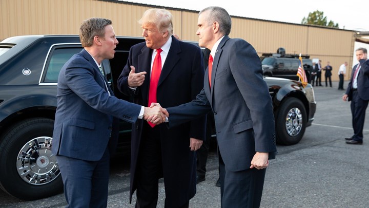 Κορονοϊός – ΗΠΑ: Θετικός στον ιό και ο επικεφαλής της προεκλογικής εκστρατείας του Τραμπ