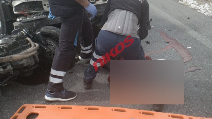 Γιαννιτσά: Σφοδρό τροχαίο μοτοσικλέτας με νταλίκα – Το κράνος έσωσε τη ζωή του οδηγού της μηχανής – ΦΩΤΟ αναγνώστη