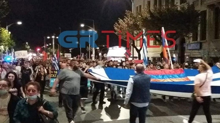 Θεσσαλονίκη: Διαδήλωση Αρμενίων και Ελλήνων για τα τεκταινόμενα στο Ναγκόρνο Καραμπάχ – ΦΩΤΟ