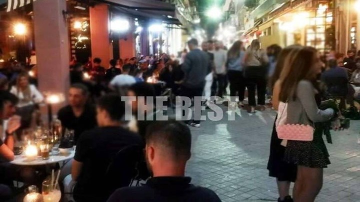 Πάτρα: Απίστευτος συγχρωτισμός σε πλατείες και πεζόδρομους – ΦΩΤΟ