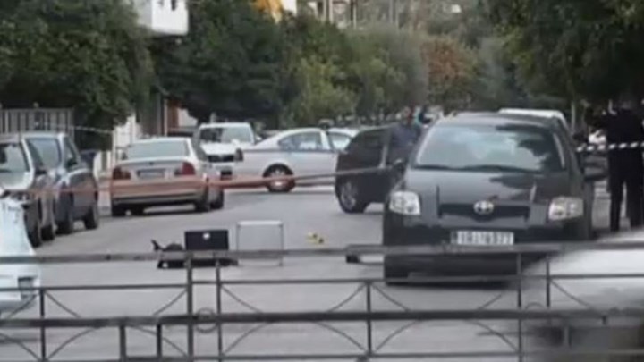 Εκτέλεση στην Καλλιθέα: Νεκρός ο “Απάτσι” – Τα συμβόλαια θανάτου και οι κούρσες στον ιππόδρομο