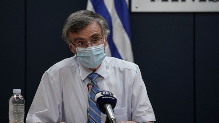 Τσιόδρας: Στο 4,4% η θετικότητα στην Ελλάδα – Ιδιαίτερα κρίσιμες οι επόμενες δύο εβδομάδες – ΒΙΝΤΕΟ