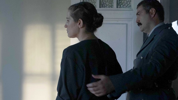 Άγριες Μέλισσες: Ανυπολόγιστες συνέπειες για όλους – Η νέα κόλαση της Ελένης