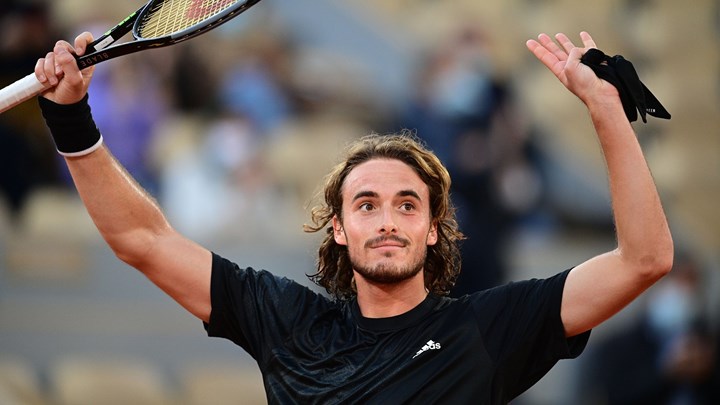 Τσιτσιπάς: Έκανα κοπάνες για να βλέπω Ρολάν Γκαρός και τώρα είμαι στα ημιτελικά – ΒΙΝΤΕΟ