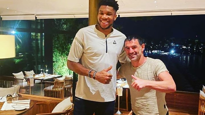 Η…απρόσμενη συνάντηση Καραγκούνη-Αντετοκούνμπο – ΦΩΤΟ