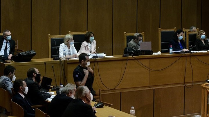 Δίκη Χρυσής Αυγής: Ολοκληρώθηκαν οι αγορεύσεις της υπεράσπισης, αύριο οι ποινές και οι φυλακίσεις