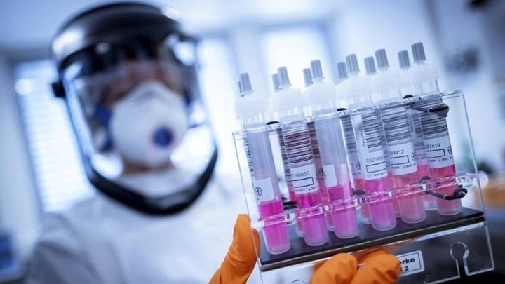 Κορονοϊός: Σύμβαση για προμήθεια ρεμδεσιβίρης υπέγραψε η Κομισιόν